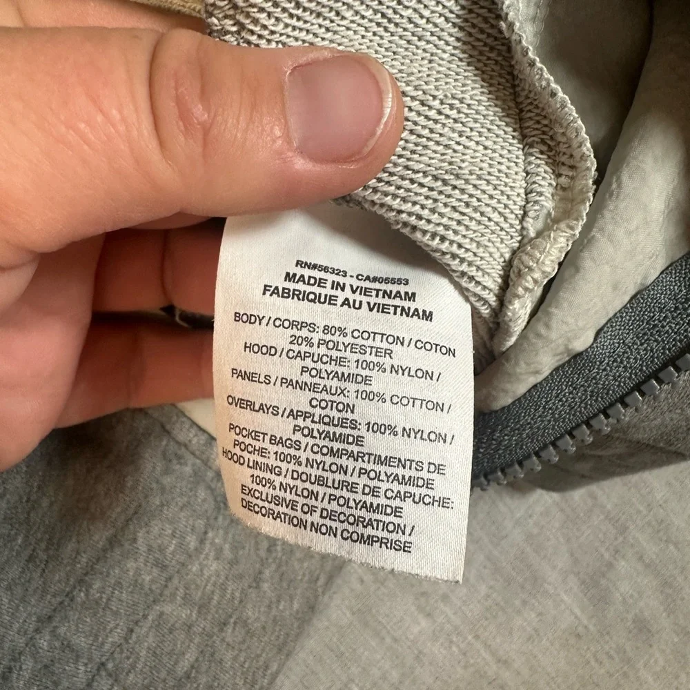 Nike Kids Hoodie with Retro Rainbow Stripes - Picture 7 of 11